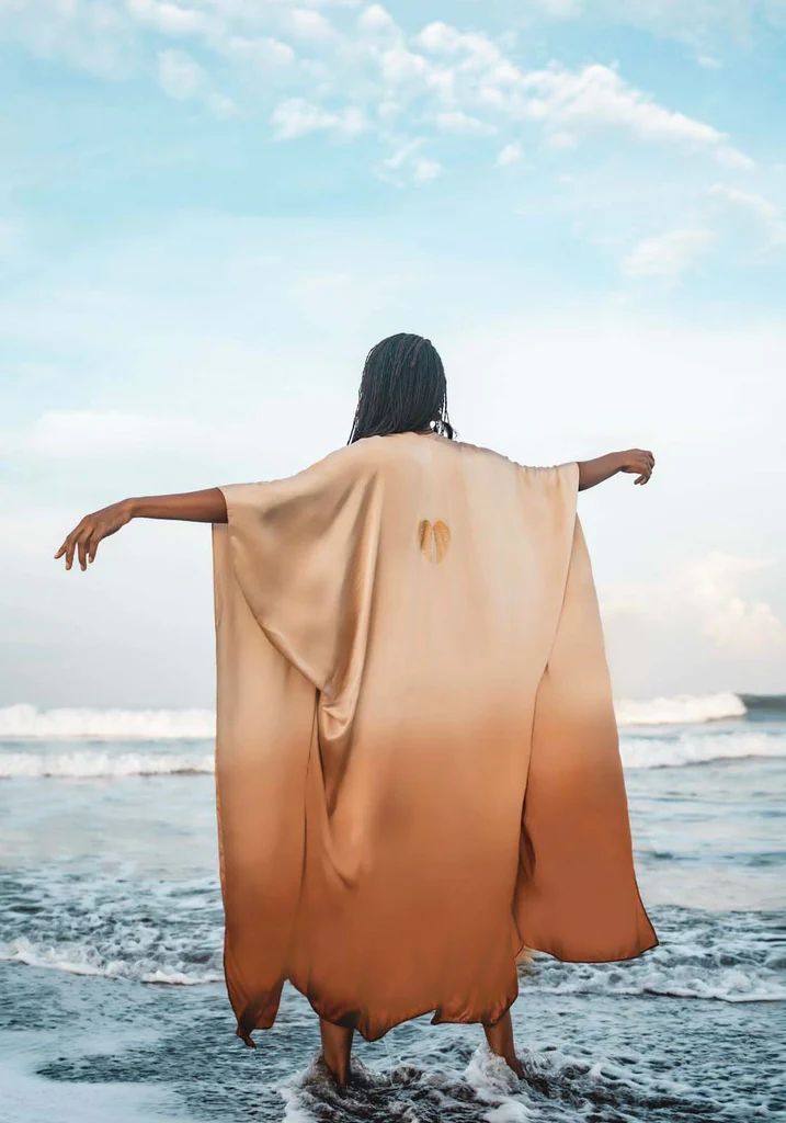 Elegant Seaside Kimono 99e4